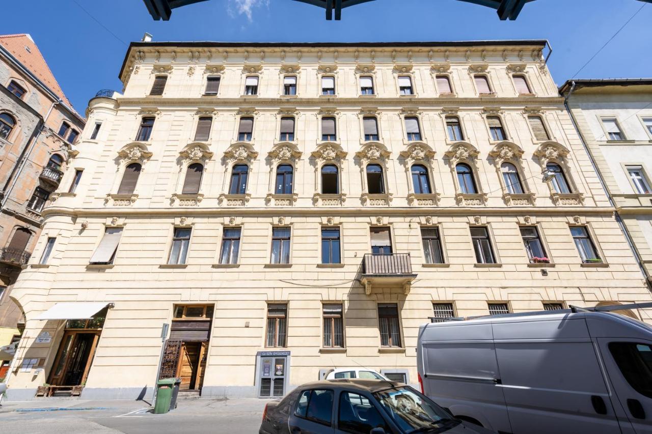 Studio Apollo Budapest Eksteriør bilde